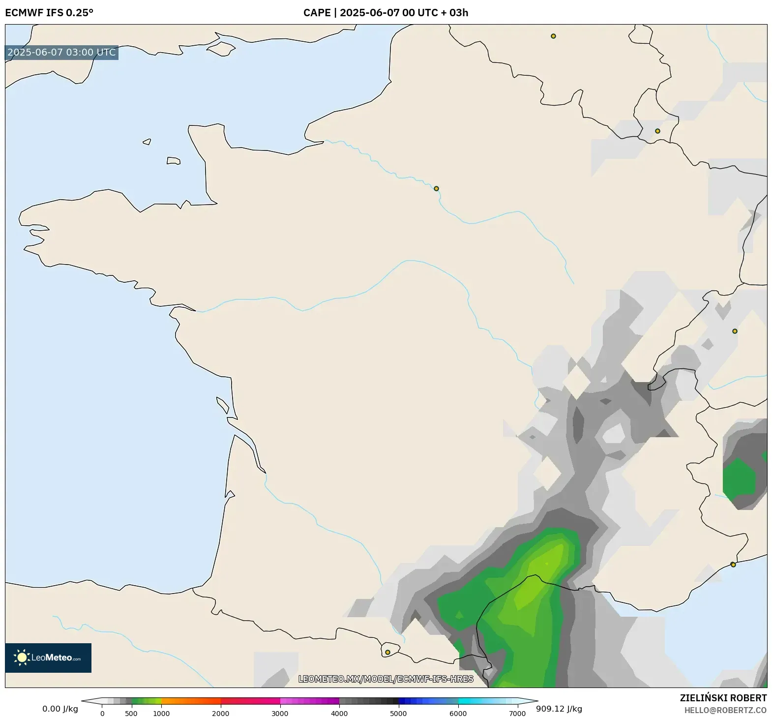 ECMWF IFS 0.25° model - Francia, CAPE ECMWF IFS 0.25° model - Francia, CAPE