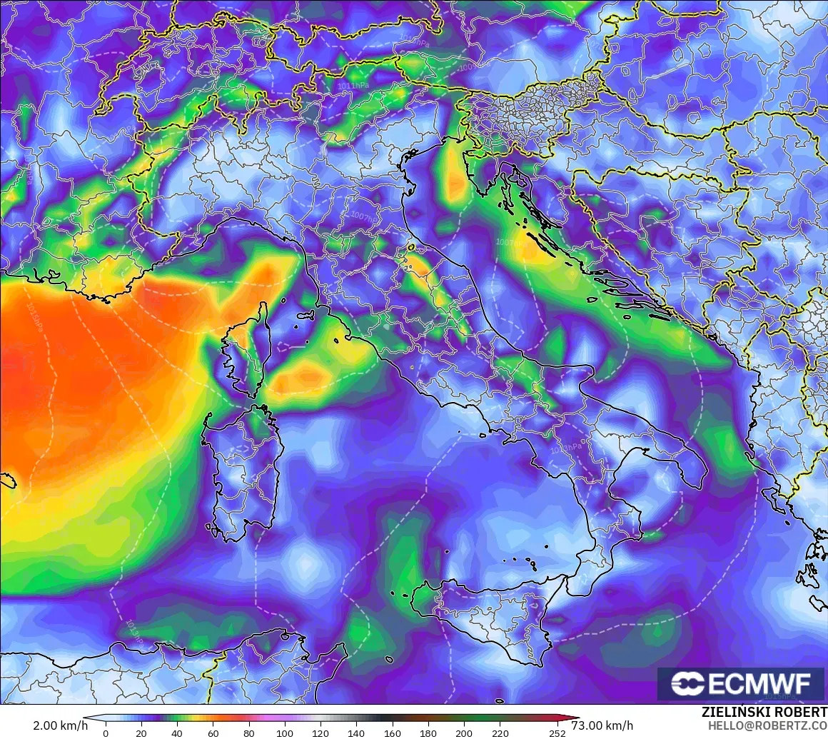 ECMWF IFS 0.25° modelo - Italia, Ráfagas de Viento Máximas