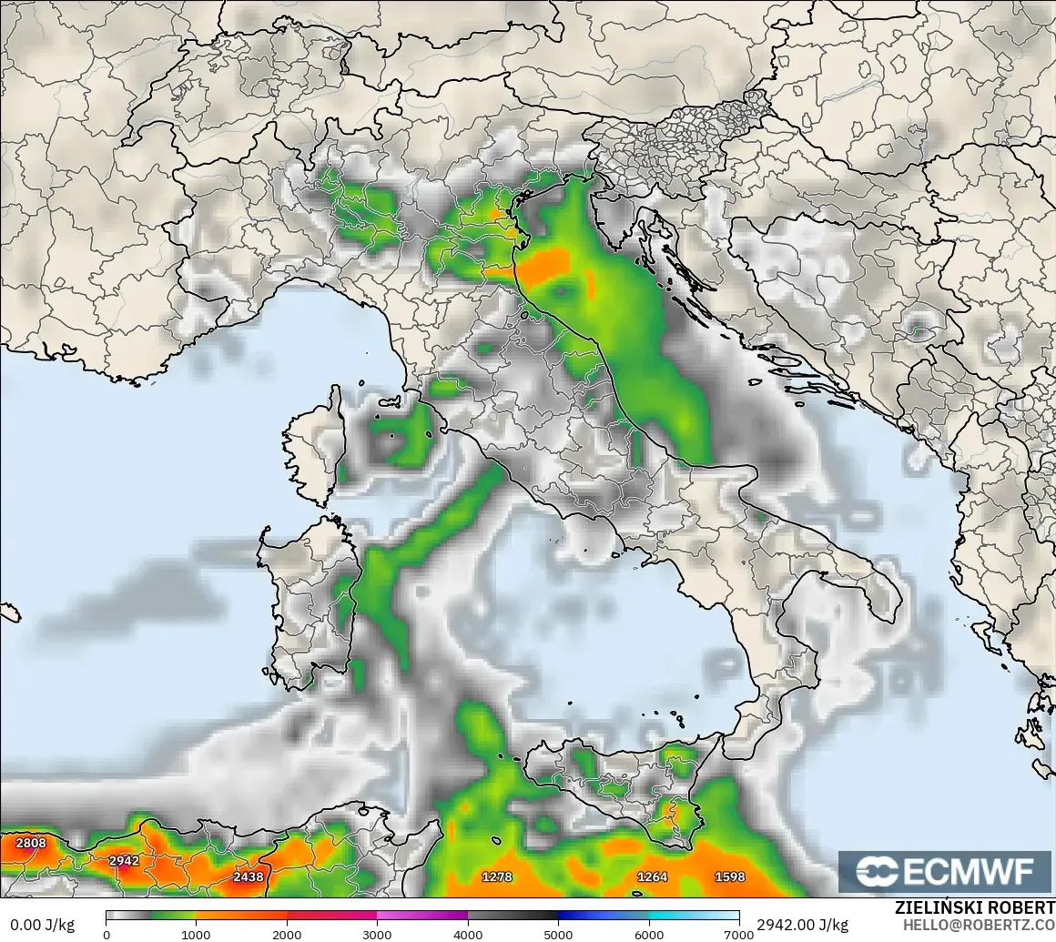 ECMWF IFS 0.25° modelo - Italia, CAPE