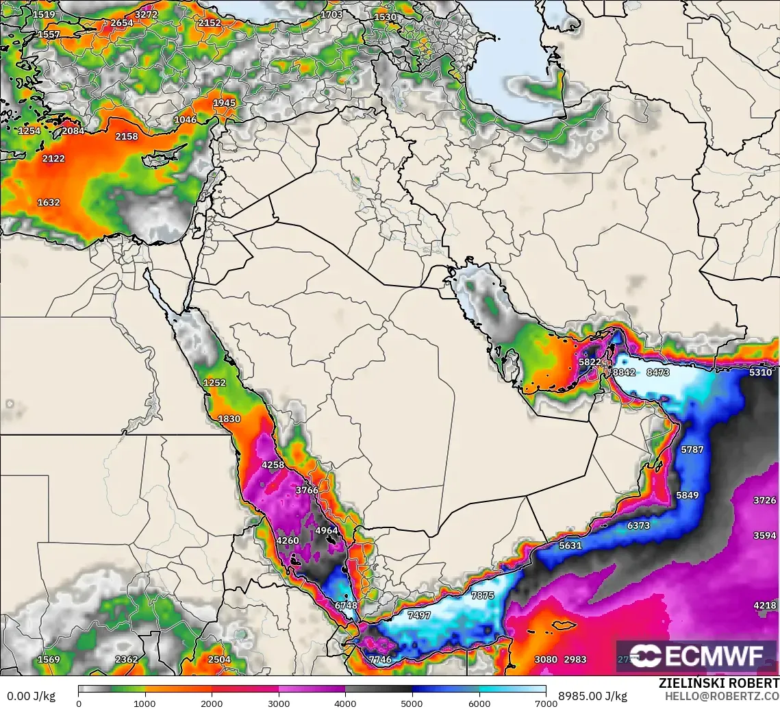 ECMWF IFS 0.25° modelo - Oriente Medio, CAPE
