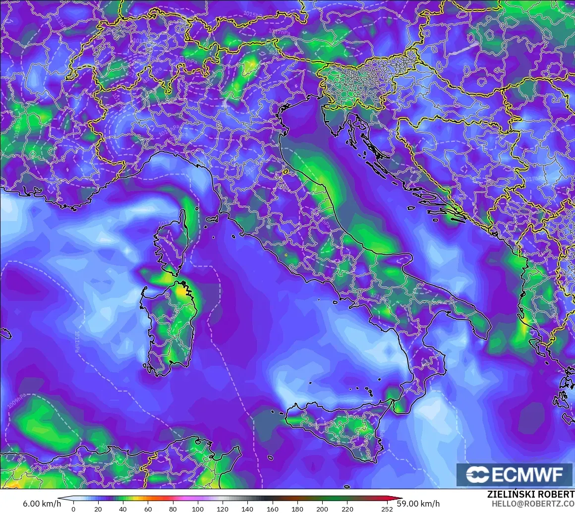 ECMWF IFS 0.25° modelo - Italia, Ráfagas de Viento Máximas