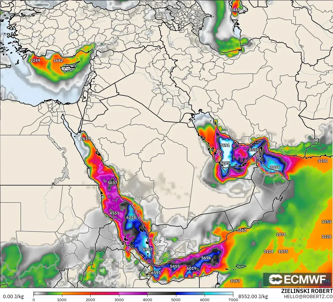 ECMWF IFS 0.25° modelo - Oriente Medio, CAPE