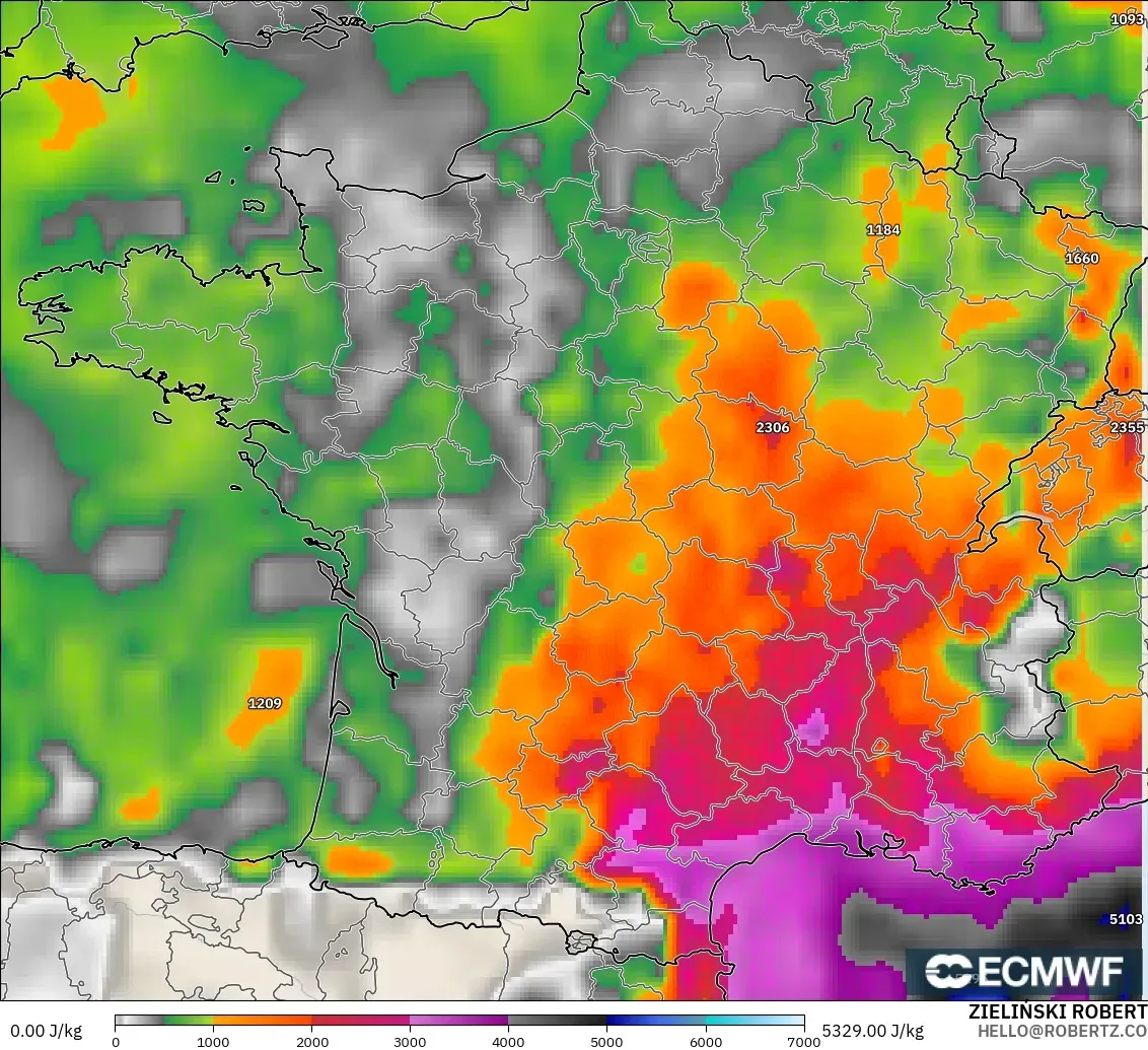 ECMWF IFS 0.25° modelo - Francia, CAPE